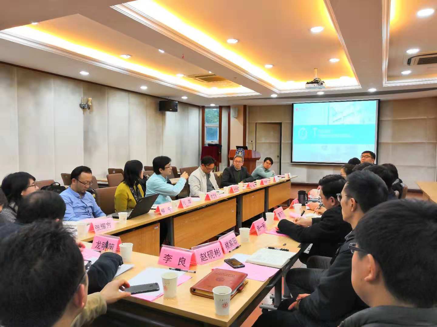 a517b822af43b67c53c1a487e390dc39.jpg a517b822af43b67c53c1a487e390dc39.jpg